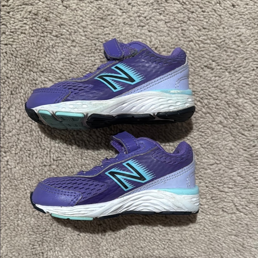 5.5 Toddler Purple New Balance Athletic Shoes GUC - Picture 3 of 5
